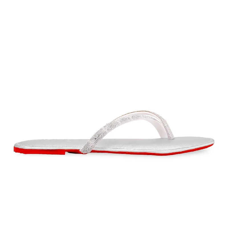 Silver Fancy Chappal FN0697